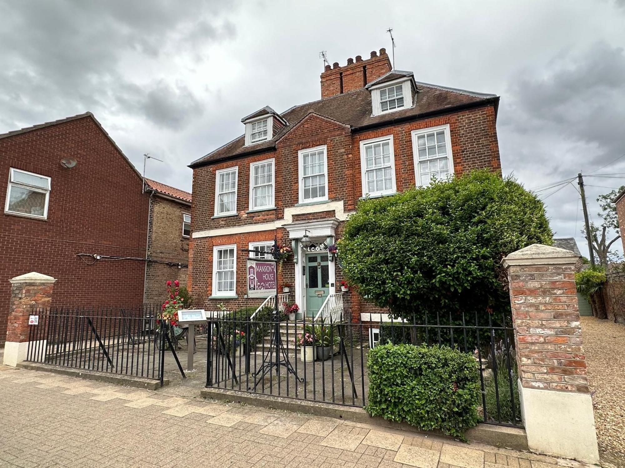 The Mansion House Hotel Holbeach Exterior foto