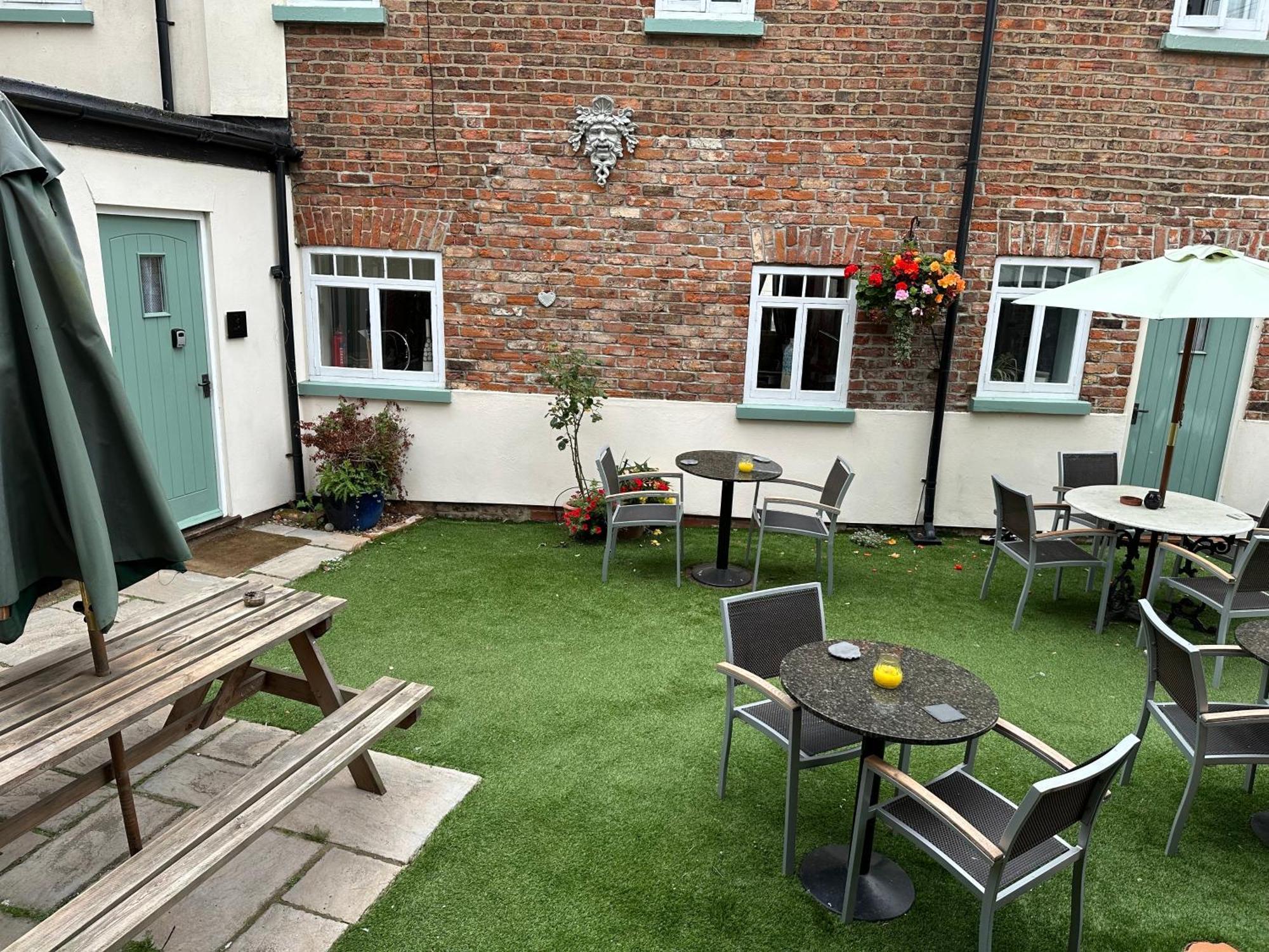 The Mansion House Hotel Holbeach Exterior foto